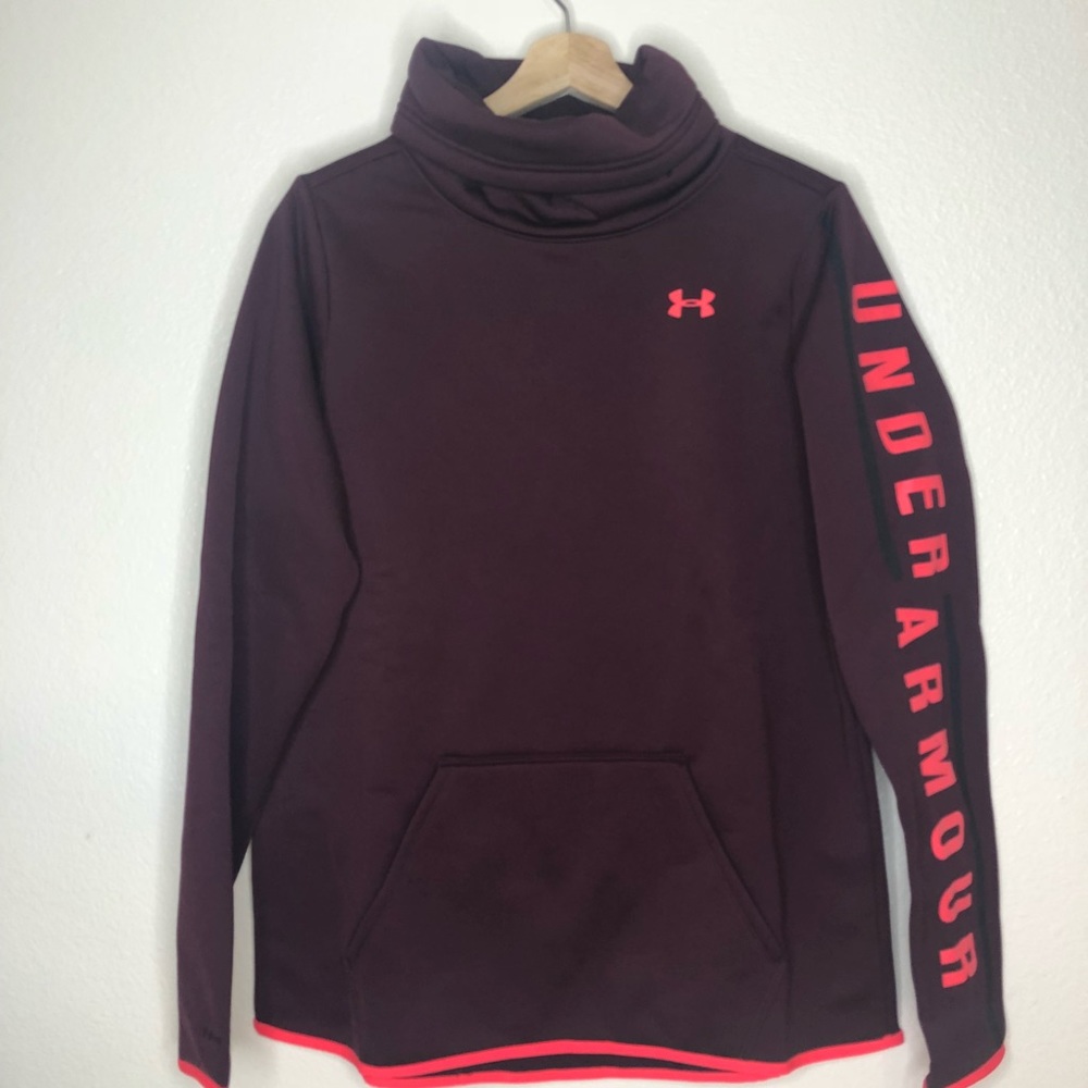 Under Armour Sweatshirt